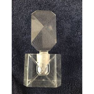 glass perfume bottle with stopper‎